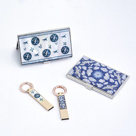 나빌레라 도자문 자개 스틱 USB제작 명함케이스 2종세트 홍보물품 1 나빌레라 도자문 자개 스틱 USB제작 명함케이스 2종세트 홍보물품 대표이미지